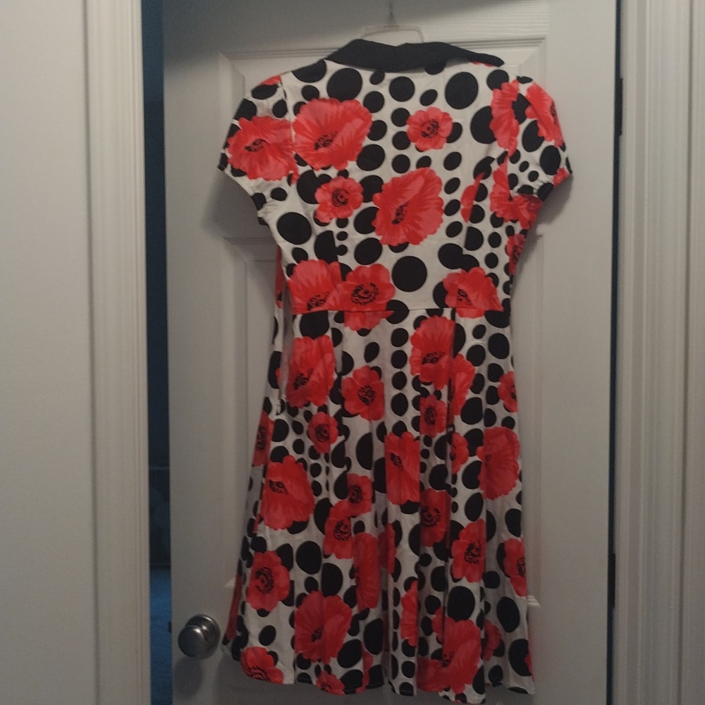 H&R London red floral black polka dot collar sweetheart neckline pinup dress - Picture 7 of 10